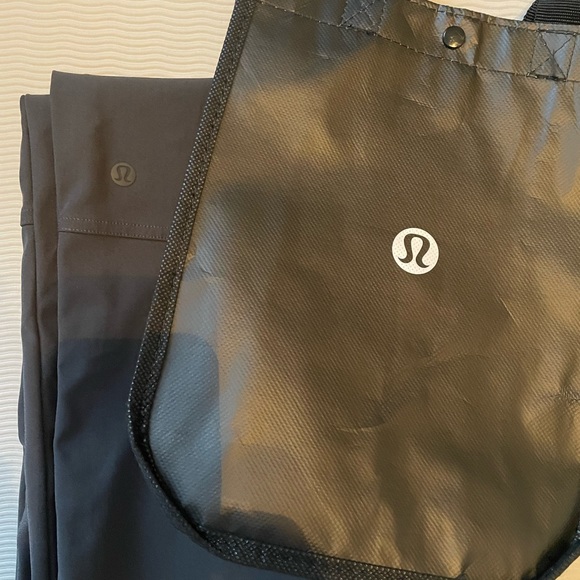 Lululemon ABC Pants - Picture 4 of 7